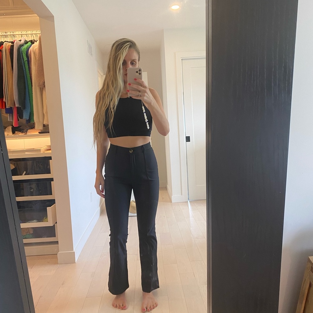 Black trousers